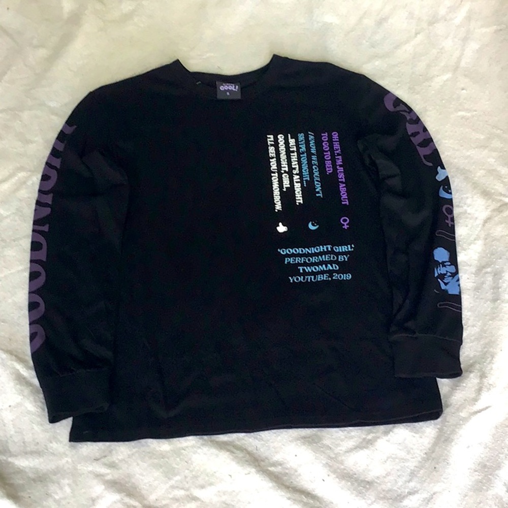 V. Cool, men’s black tshirt. S SM